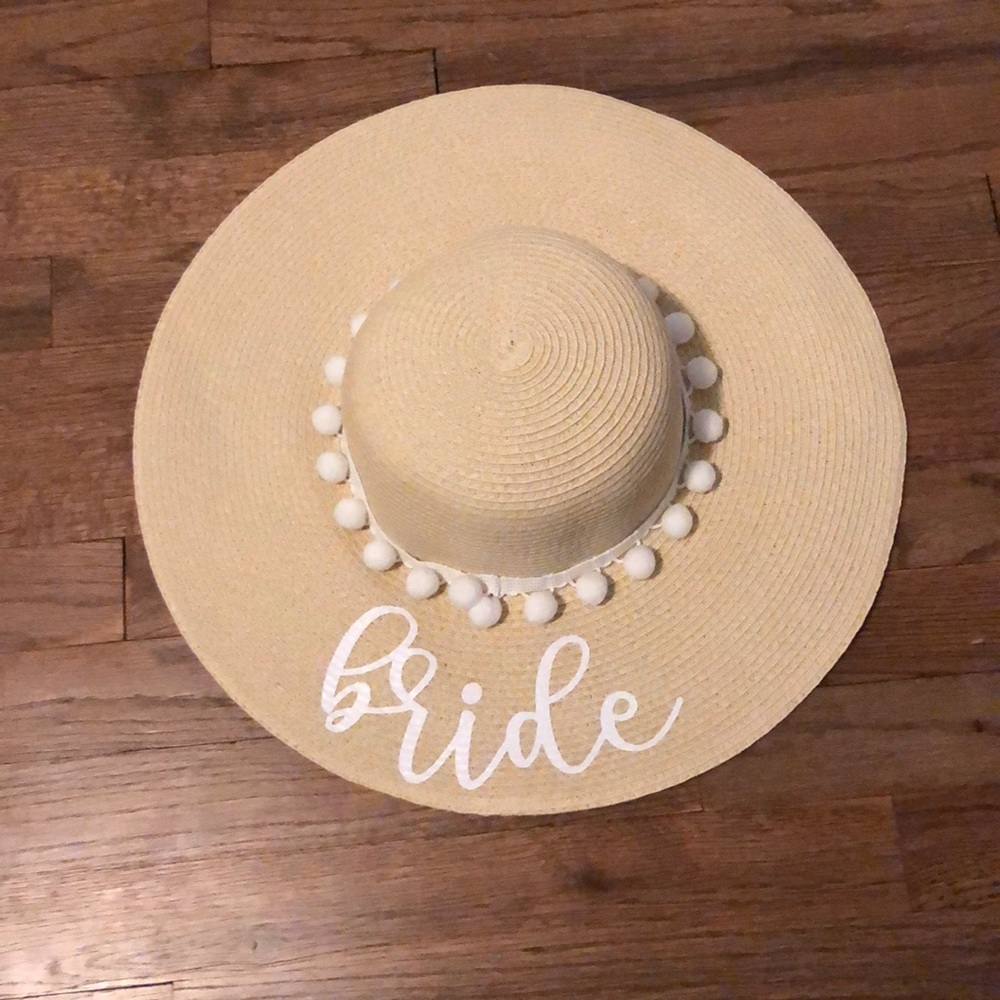 Bride floppy hat